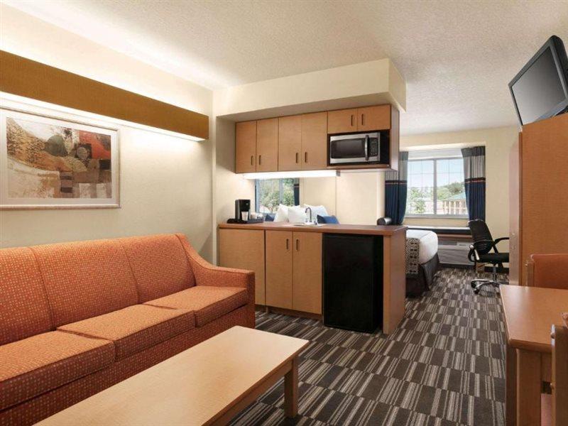 Microtel Inn & Suites By Wyndham Culpeper Zewnętrze zdjęcie