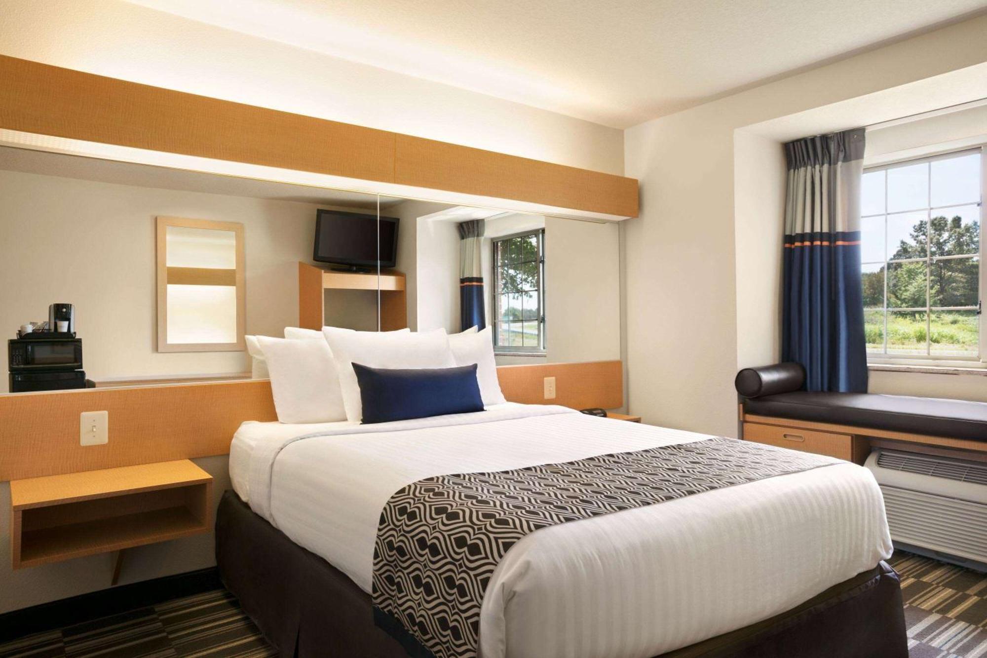 Microtel Inn & Suites By Wyndham Culpeper Zewnętrze zdjęcie