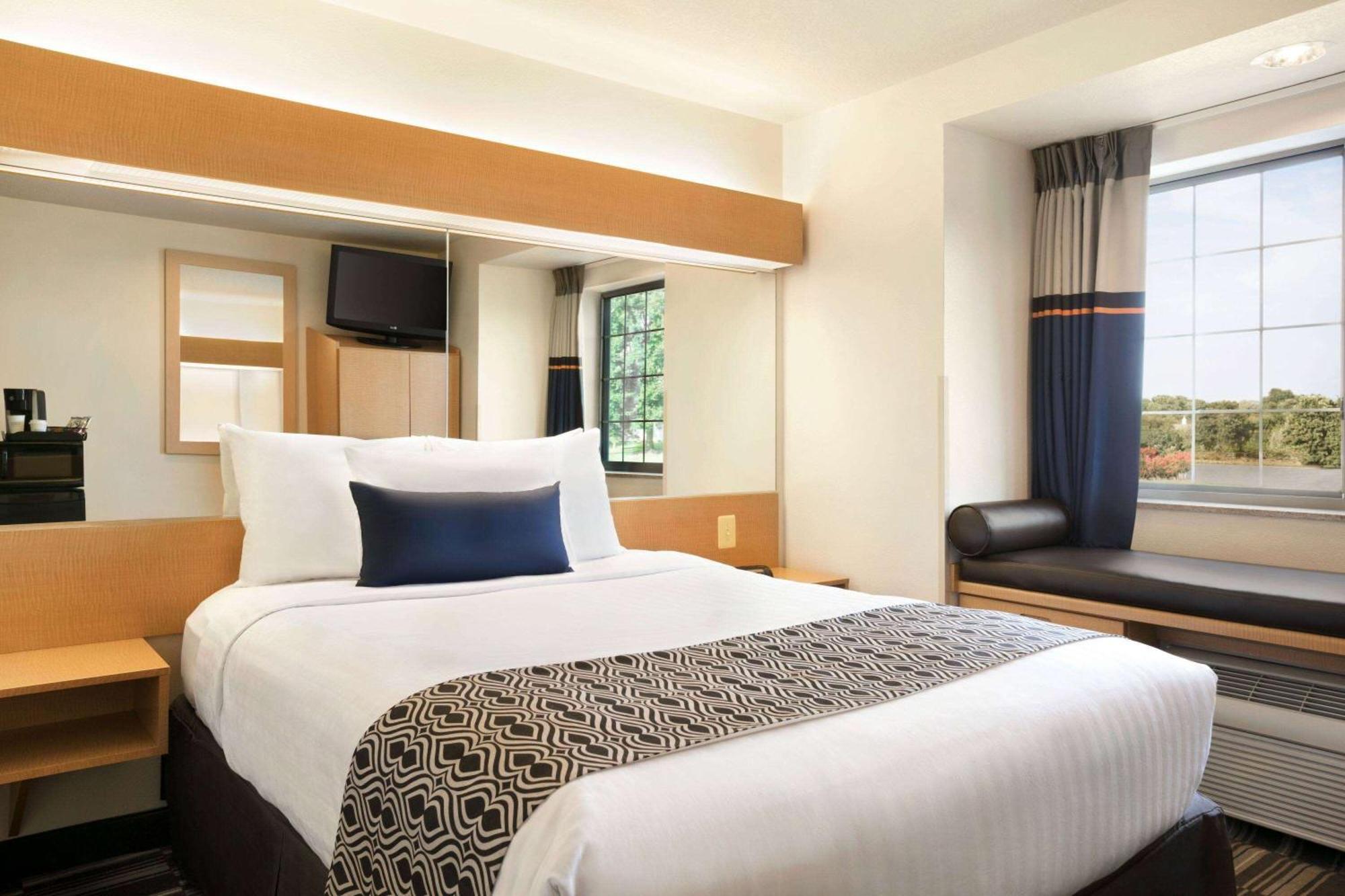 Microtel Inn & Suites By Wyndham Culpeper Zewnętrze zdjęcie